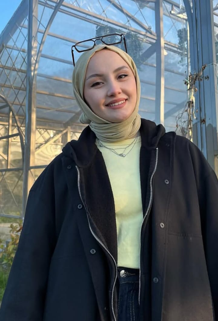 Armutalan Üniversiteli Escort Bayan Şirin